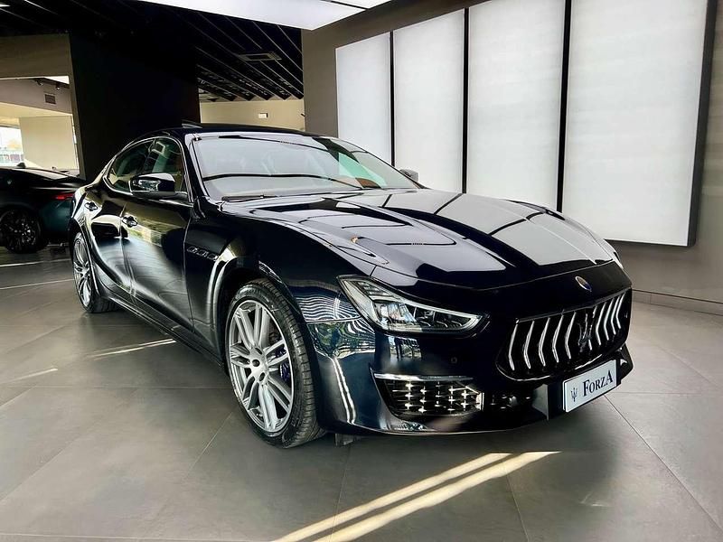 Usata Maserati Ghibli GranLusso 430 CV (316 kW) 2020 Blu/azzurro Coupé