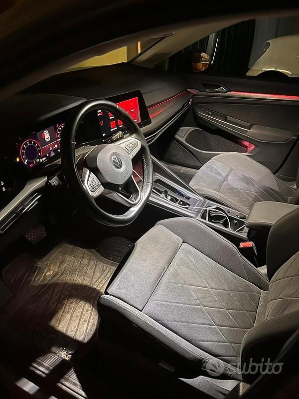 Usata VW Golf VIII 115 CV (84 kW) 2021 Grigio Berlina