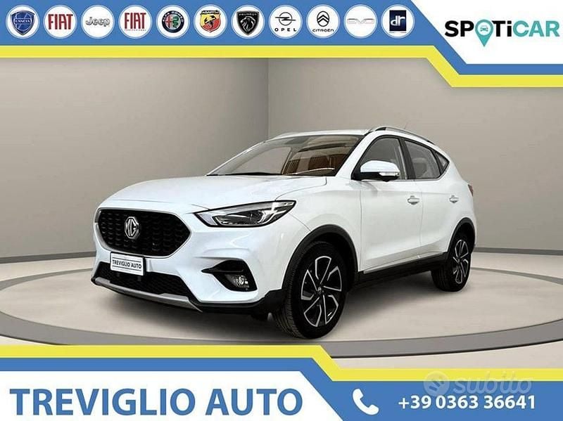 Usata MG ZS Luxury 106 CV (77 kW) 2024 Bianco / pastello SUV