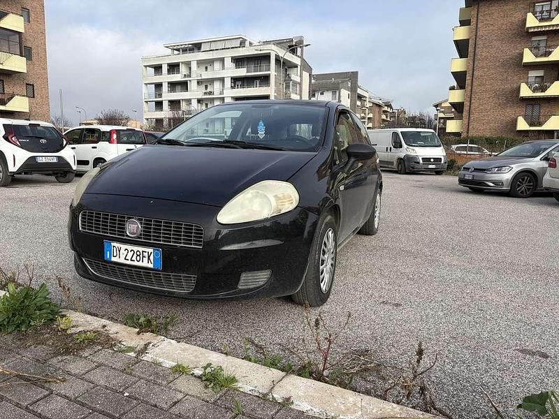 Usata Fiat Grande Punto Dynamic 65 CV (47 kW) 2009 Utilitaria