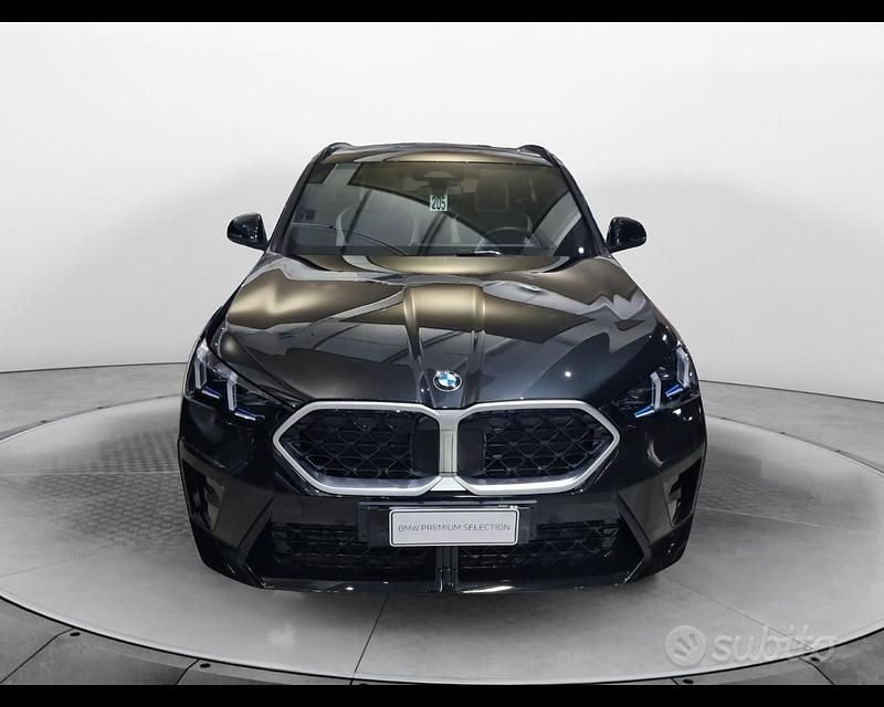 Usata BMW X2 M Sport 150 CV (110 kW) 2025 Saphirschwarz metallizzato SUV