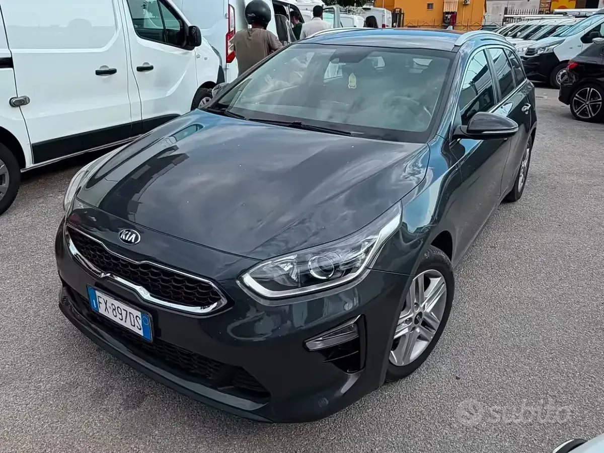 Usata Kia Ceed Sportswagon 116 CV (85 kW) 2019 Grigio Station wagon