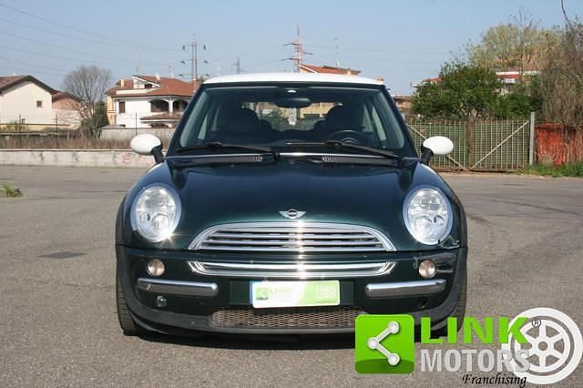 Usata Mini Cooper 116 CV (85 kW) 2004 Verde Utilitaria