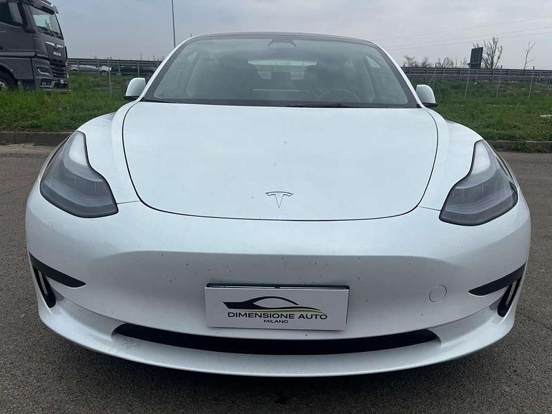 Usata Tesla Model 3 Standard Range 88 kW (120 CV) 2023 Bianco Berlina