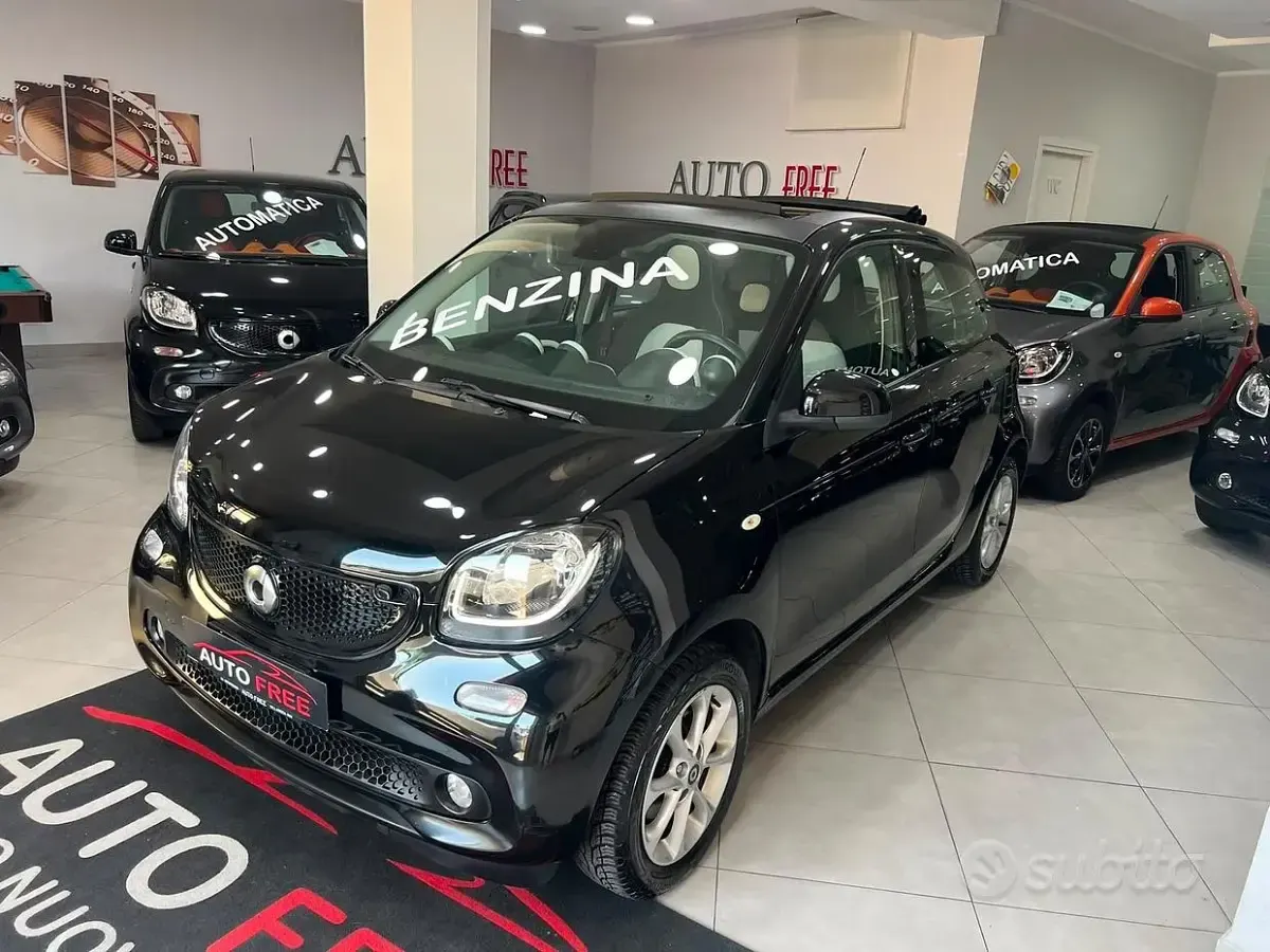 Usata Smart ForFour Passion 71 CV (52 kW) 2015 Nero Utilitaria