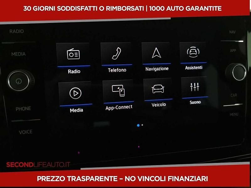 Usata VW T-Roc R-line 150 CV (110 kW) 2024 Nero SUV