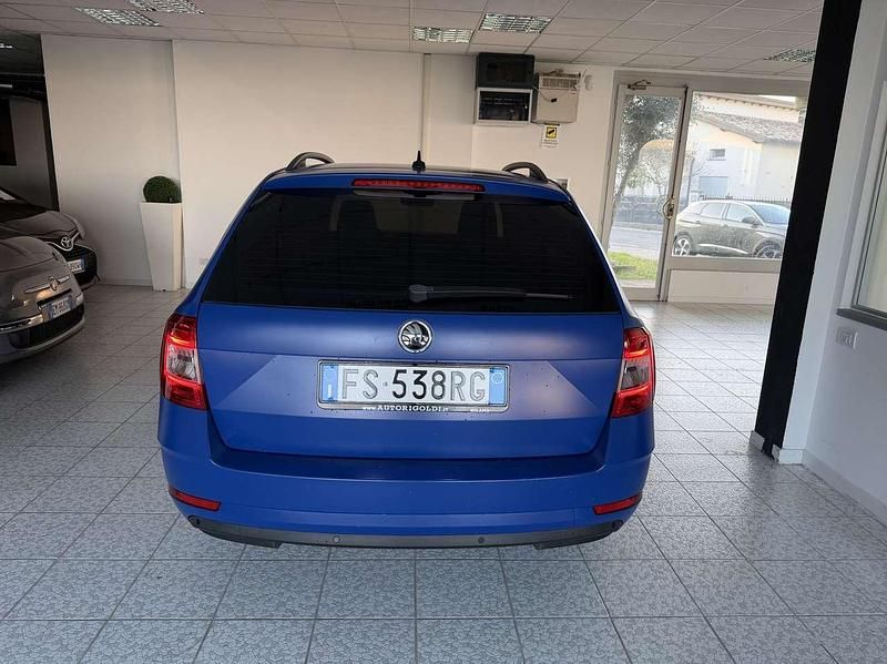 Usata Skoda Octavia Executive 116 CV (85 kW) 2018 Blu/azzurro Station wagon