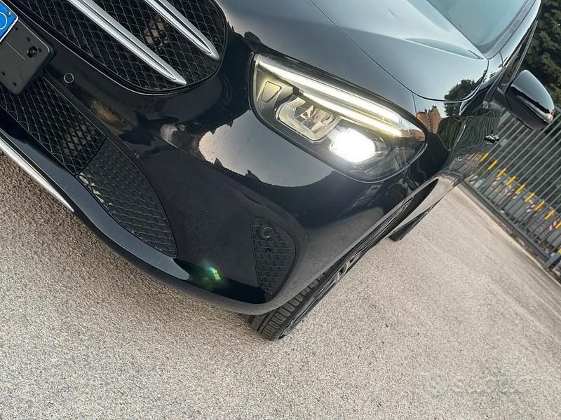 Usata Mercedes B180 Executive 116 CV (85 kW) 2019 Nero Monovolume