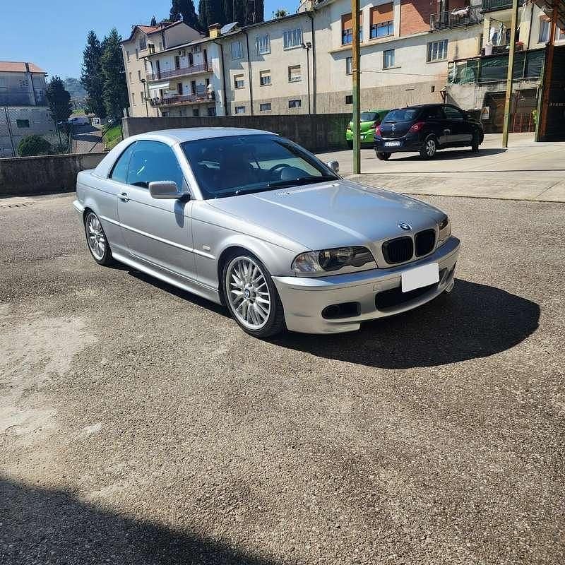 Usata BMW 320 Cabriolet Efficient Dynamics 170 CV (125 kW) 2001 Cabrio