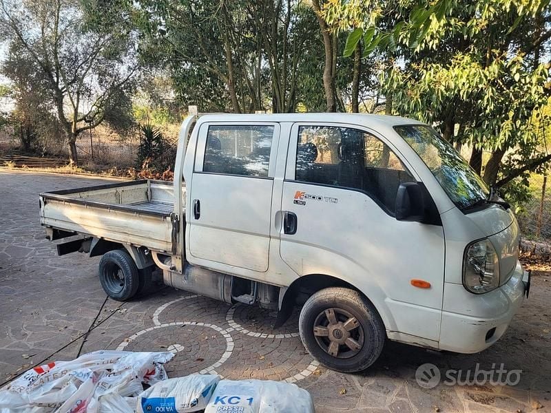 Usata Kia Bongo 2005 Bianco SUV