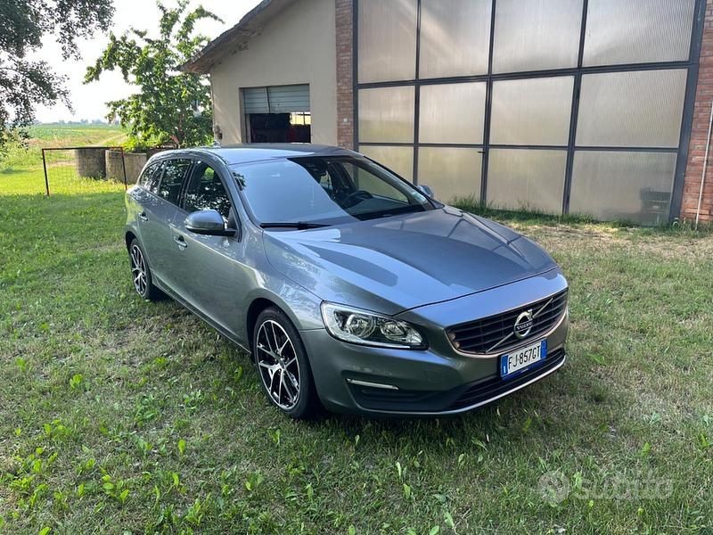 Usata Volvo V60 120 CV (88 kW) 2017 Station wagon