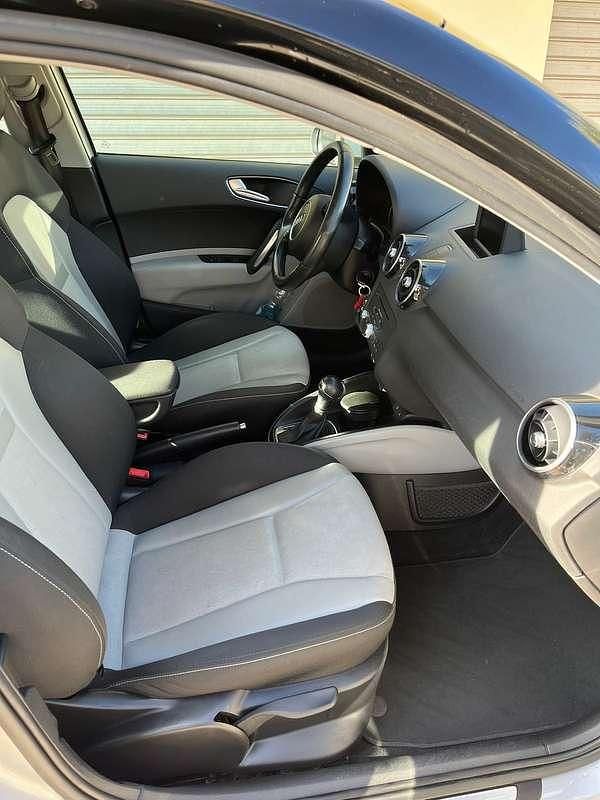 Usata Audi A1 Sportback Ambition 90 CV (66 kW) 2014 Utilitaria