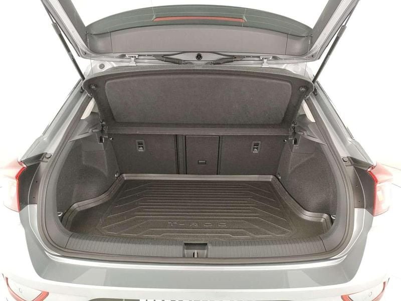 Usata VW T-Roc Style 110 CV (80 kW) 2024 Argento SUV