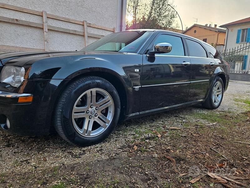 Usata Chrysler 300C 218 CV (160 kW) 2005 Nero Station wagon