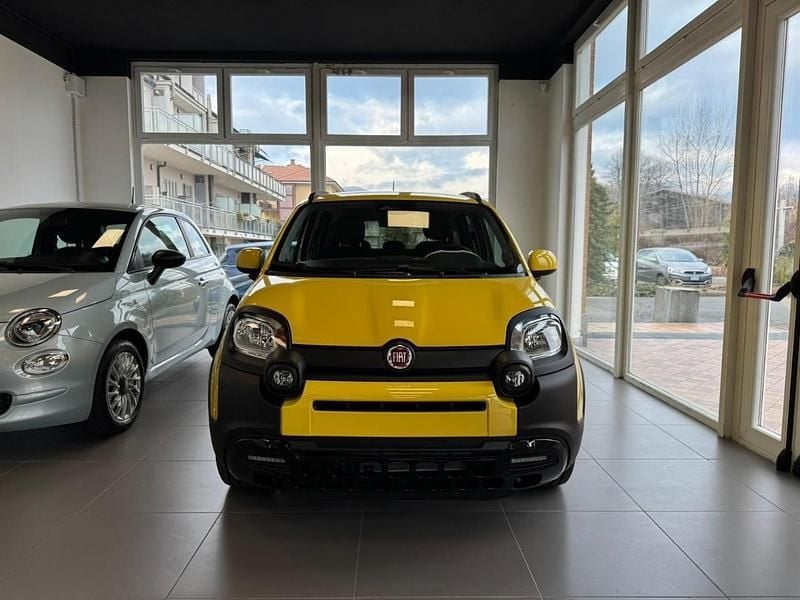 Usata Fiat Panda Cross Cross 70 CV (51 kW) 2025 Verde Utilitaria
