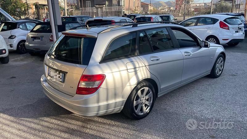 Usata Mercedes C200 Elegance 136 CV (100 kW) 2011 Grigio Station wagon