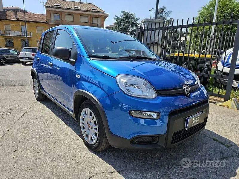 Usata Fiat Panda S 70 CV (51 kW) 2024 Blu Utilitaria