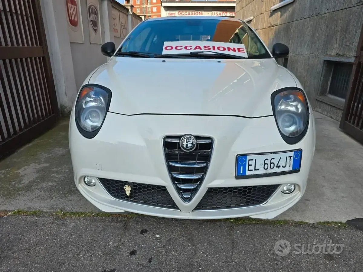 Usata Alfa Romeo MiTo 105 CV (77 kW) 2011 Bianco Utilitaria