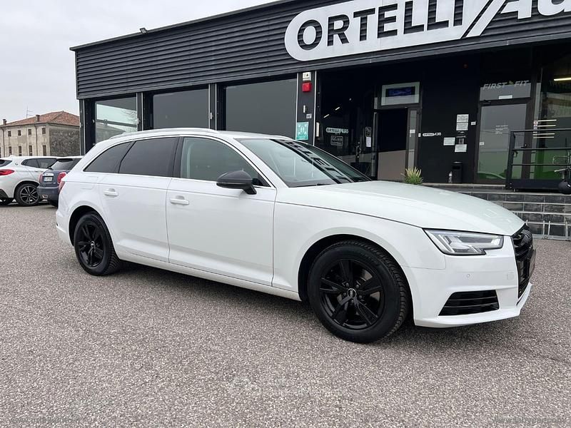 Usata Audi A4 Business 122 CV (89 kW) 2019 Bianco Station wagon