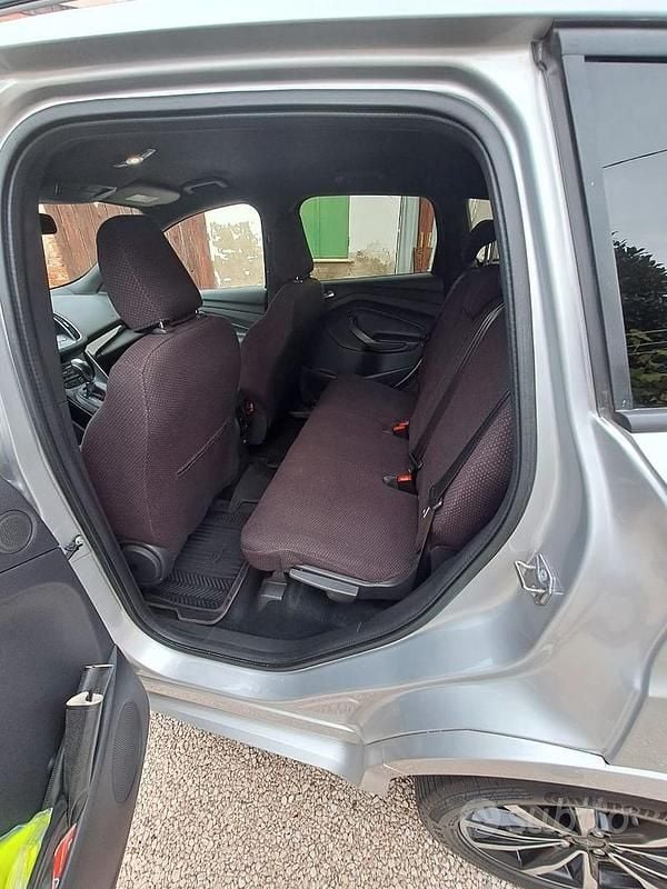 Usata Ford Kuga ST-Line 120 CV (88 kW) 2017 Argento SUV