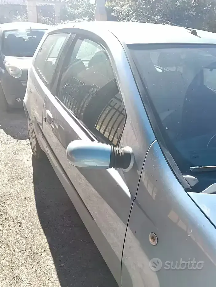 Usata Fiat Punto Classica 69 CV (50 kW) 2007 Utilitaria