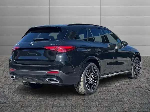 Nuova Mercedes GLC300 197 CV (144 kW) 2026 Nero SUV