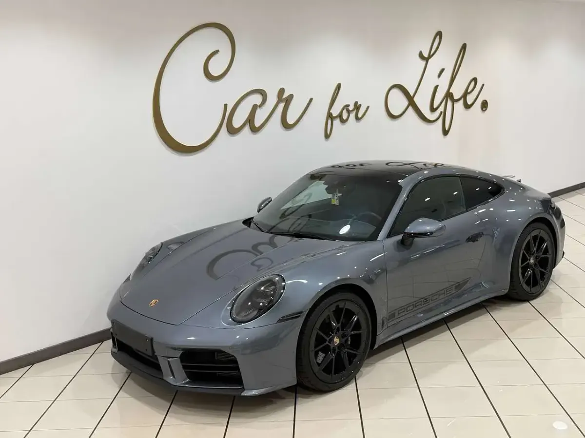Usata Porsche 911 Carrera 394 CV (289 kW) 2025 Vanadio Coupé