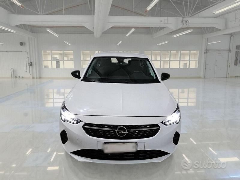Usata Opel Corsa Elegance 100 CV (73 kW) 2022 Bianco Utilitaria