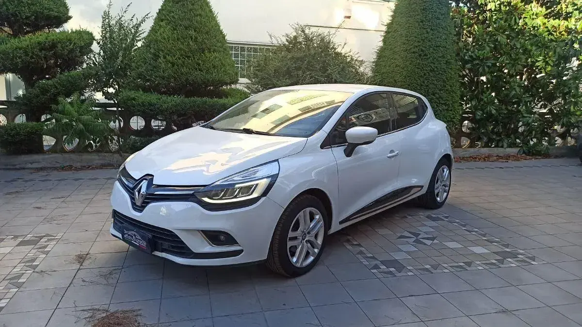 Usata Renault Clio IV 75 CV (55 kW) 2017 Bianco Berlina
