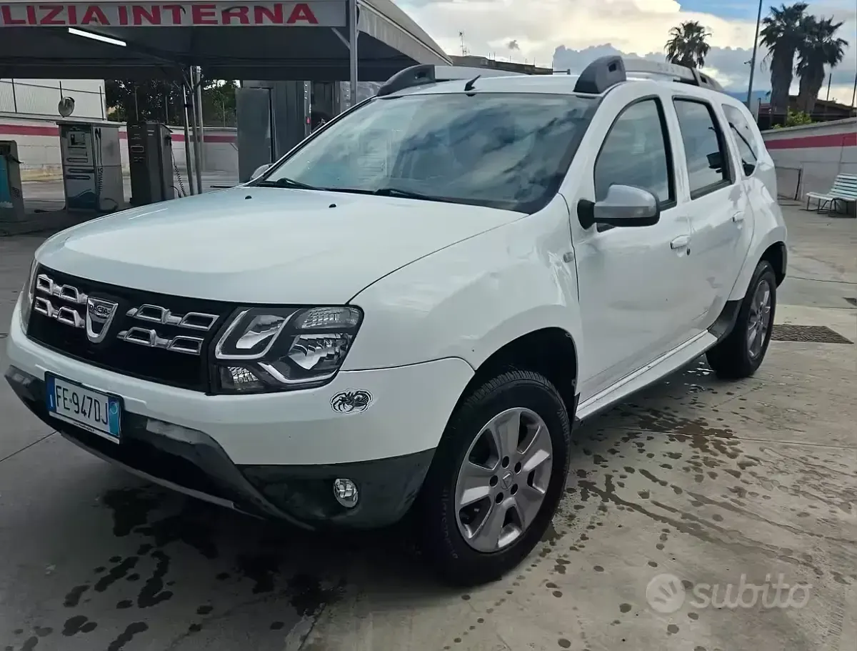 Usata Dacia Duster Prestige 109 CV (80 kW) 2016 Bianco SUV