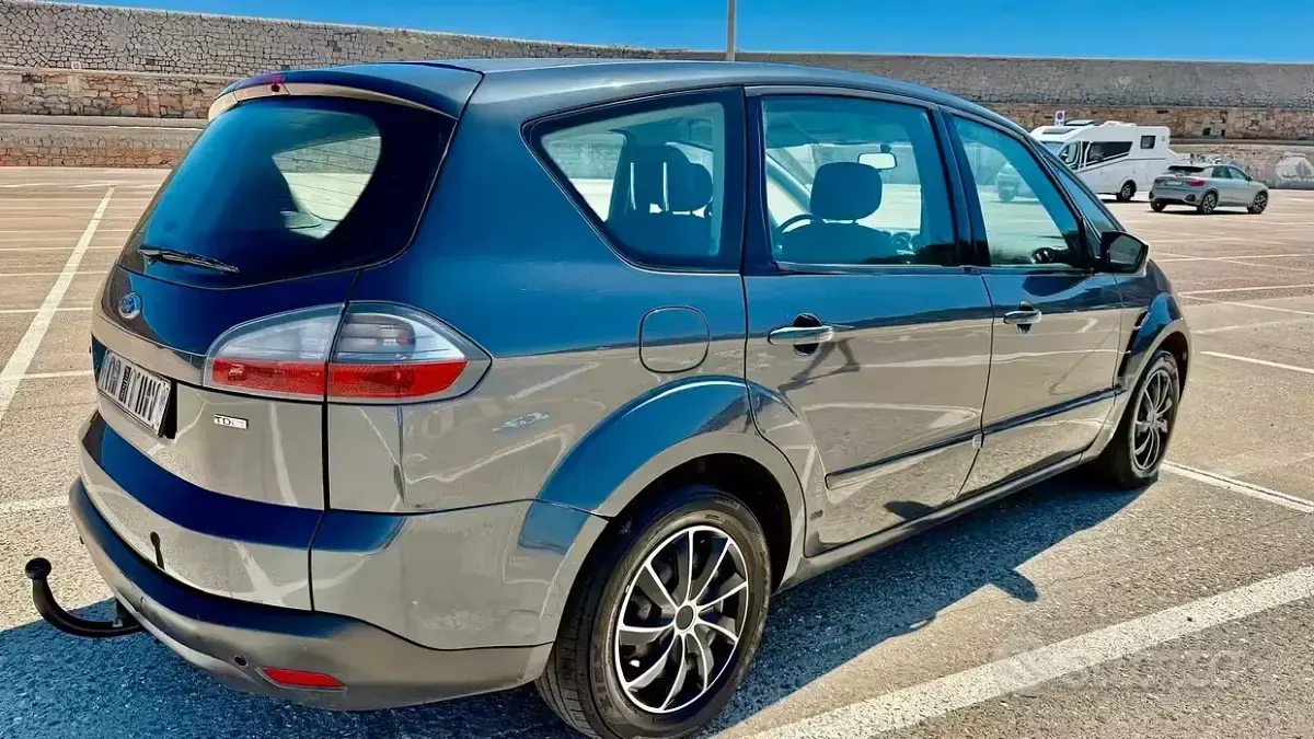 Usata Ford S-MAX S 140 CV (102 kW) 2008 Grigio Monovolume
