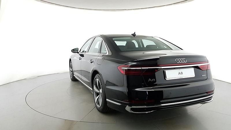 Usata Audi A8 Ambiente 340 CV (250 kW) 2024 Nero brillante Berlina