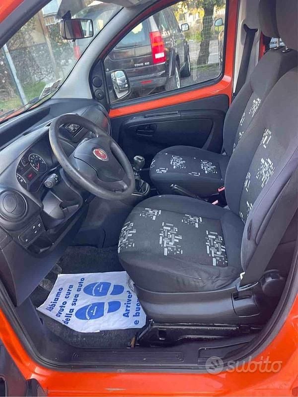 Usata Fiat Qubo Dynamic 77 CV (56 kW) 2011 Arancione Monovolume