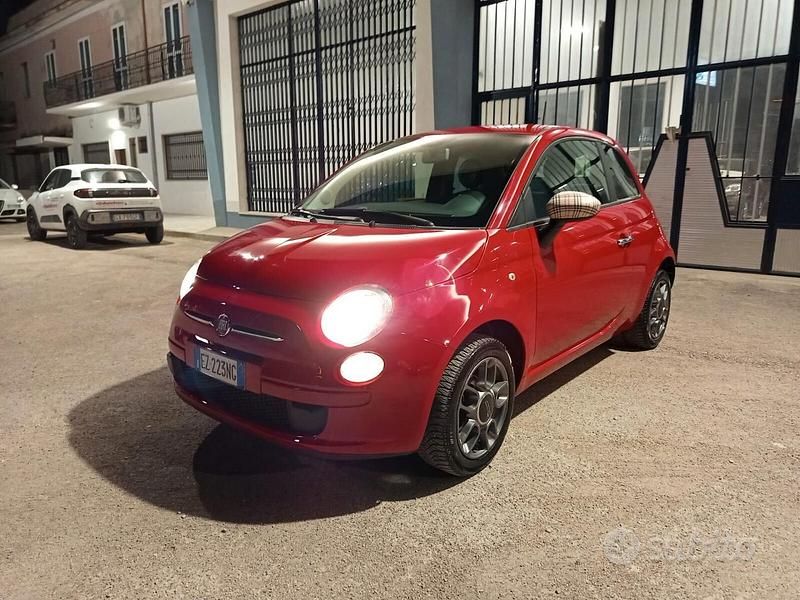 Usata Fiat 500 Lounge 69 CV (50 kW) 2015 Rosso Utilitaria