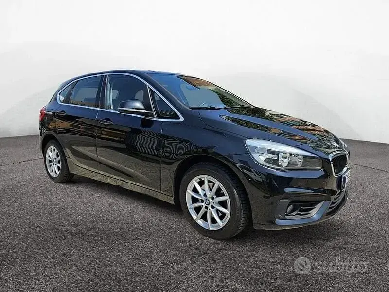 Usata BMW 214 Active Tourer Luxury Line 95 CV (69 kW) 2016 Nero Monovolume