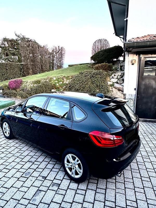 Usata BMW 216 116 CV (85 kW) 2015 Nero Monovolume