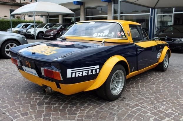 Auto D Epoca Fiat 124 Spider