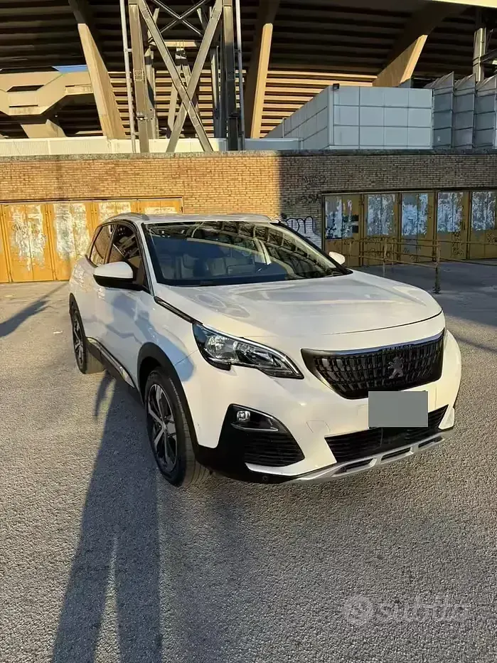 Usata Peugeot 3008 131 CV (96 kW) 2018 Bianco SUV