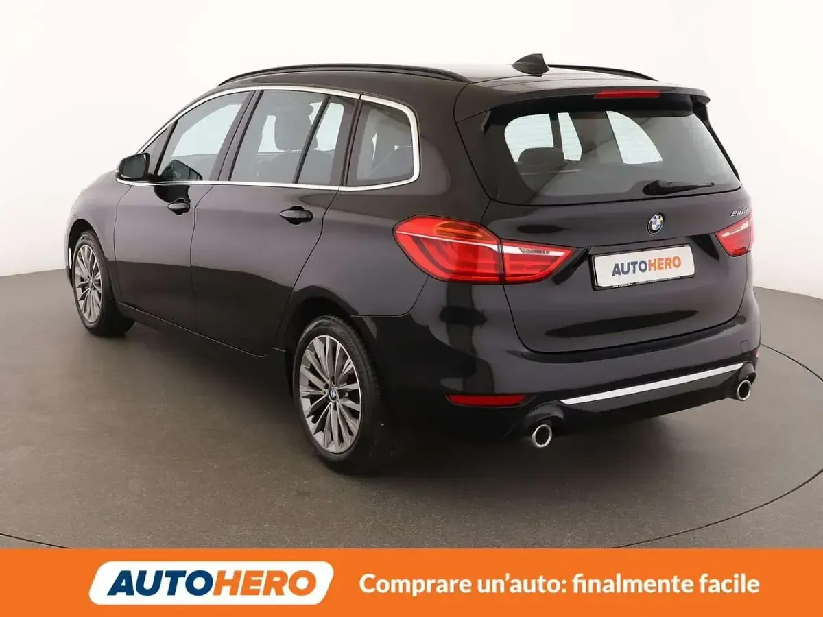 Usata BMW 218 Gran Tourer Luxury Line 150 CV (110 kW) 2021 Nero Monovolume