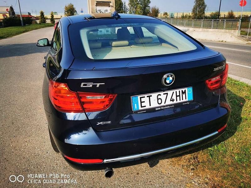 Usata BMW 320 Luxury Line 184 CV (135 kW) 2013 Berlina