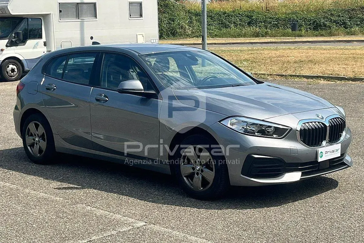 Usata BMW 116 Advantage 116 CV (85 kW) 2023 Grigio Utilitaria