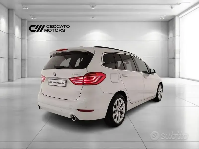 Usata BMW 220 Gran Tourer Advantage 190 CV (139 kW) 2021 Bianco Monovolume