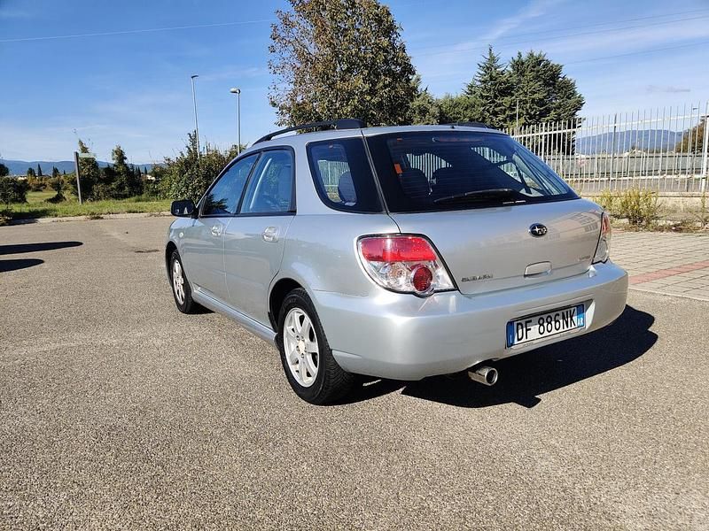 Usata Subaru Impreza Sport 105 CV (77 kW) 2007 Argento Station wagon