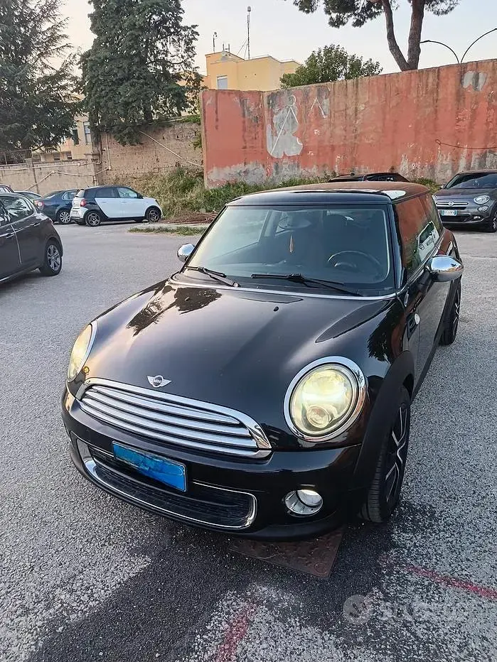 Usata Mini Cooper 122 CV (89 kW) 2012 Nero Utilitaria