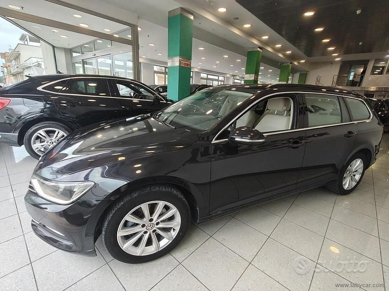 Usata VW Passat Business 150 CV (110 kW) 2017 Nero Station wagon
