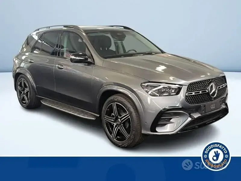 Nuova Mercedes GLE350 de AMG 2026 Grigio SUV