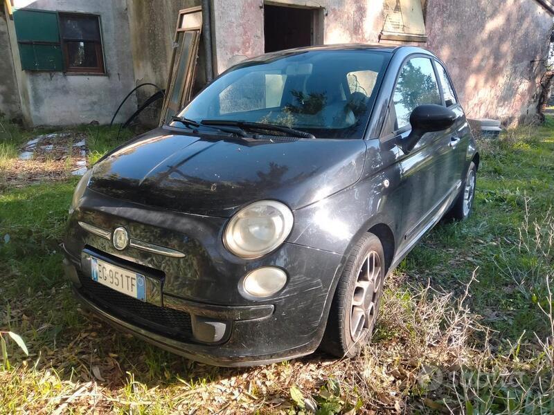 Usato 2011 Fiat 500 Benzin (6.400 €)
