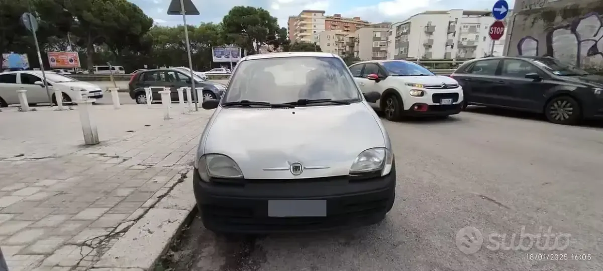 Usata Fiat 600 54 CV (39 kW) 2009 Grigio Utilitaria