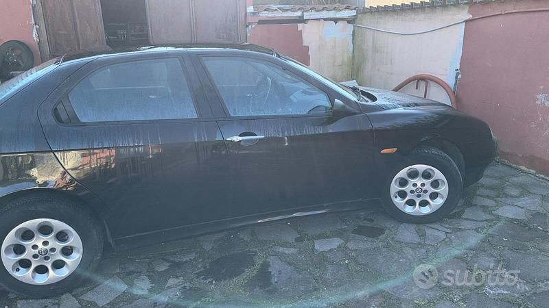 Usata Alfa Romeo 156 116 CV (85 kW) 2001 Nero Berlina