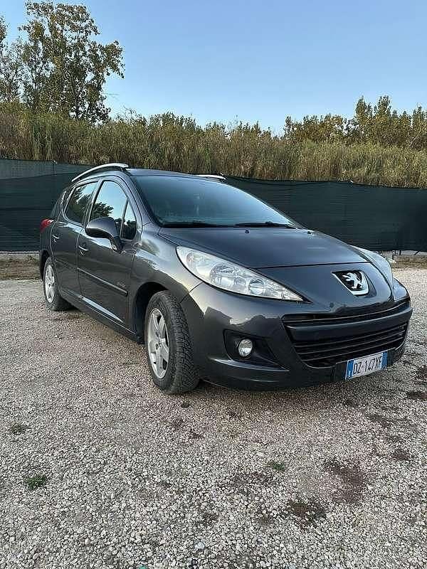 Usata 2009 Peugeot 207 Sport Station wagon | 2800 € (Buon prezzo) - Immagine 1/4